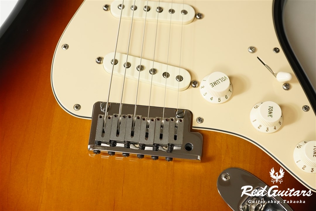 Fender 60th Diamond Anniversary American Stratocaster | Red 